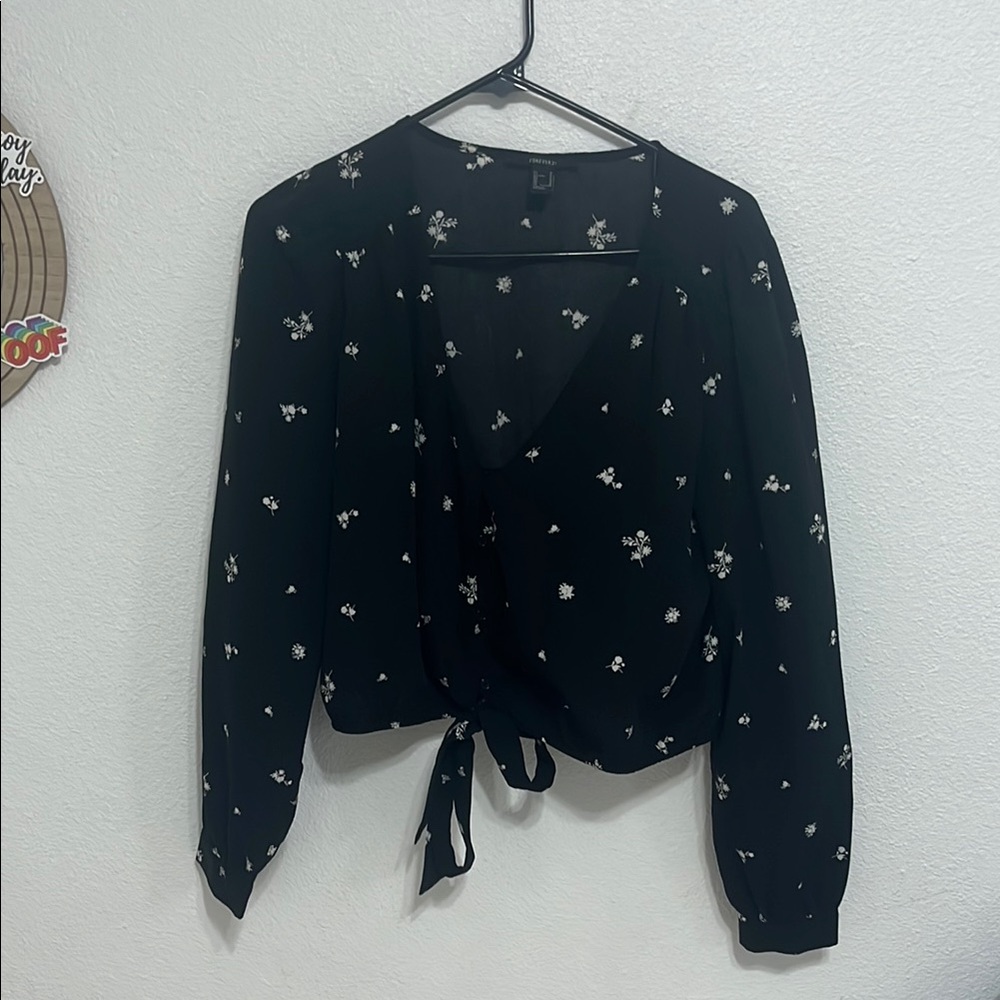 Forever 21 Black and White Wrap Blouse with Long Sleeves